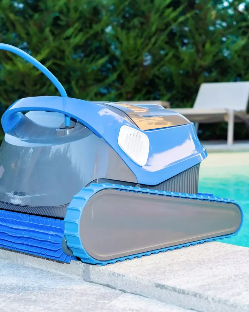 Vacuum Otomatis Kolam Renang