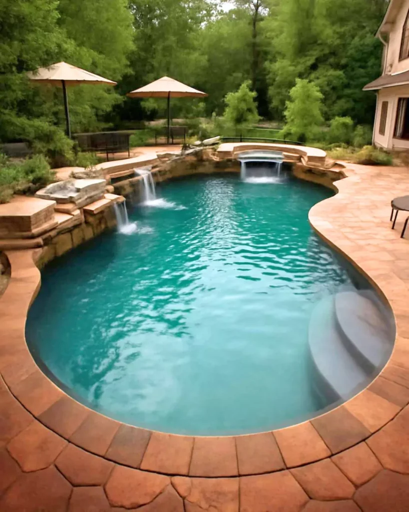 Desain Kolam Renang Freeform (Freeform Pool)